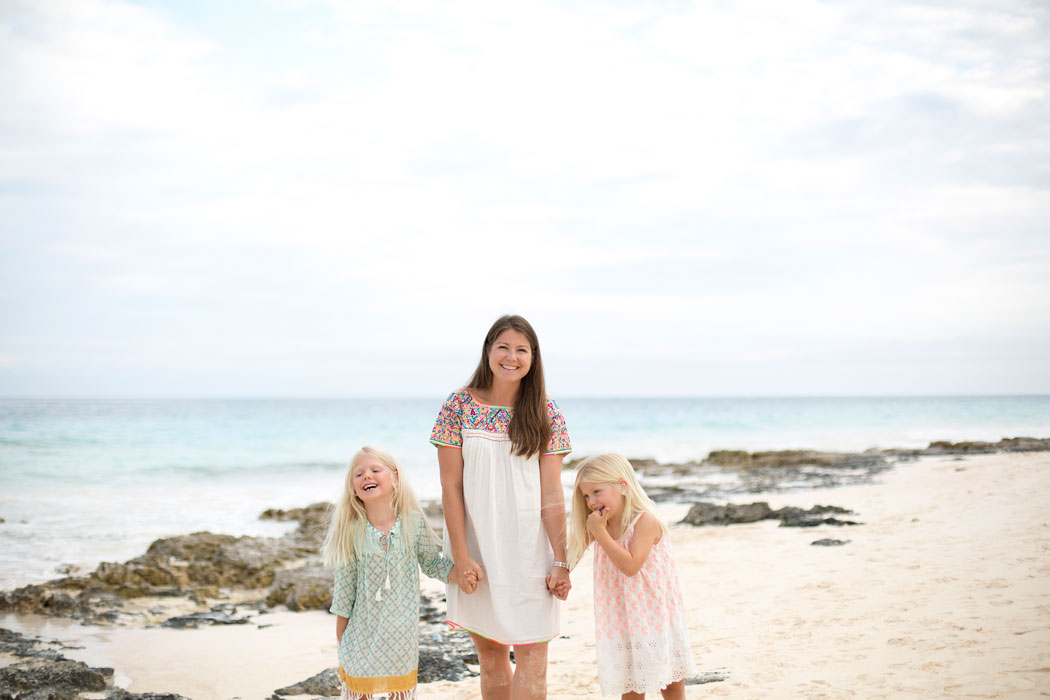 bumsted-family-session-grape-bay-beach-bermuda-14