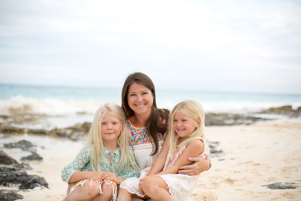 bumsted-family-session-grape-bay-beach-bermuda-17