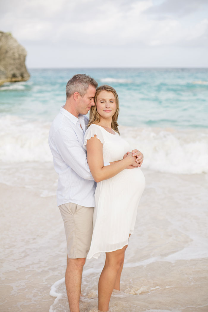 murray-maternity-session-stonehole-bay-bermuda-12