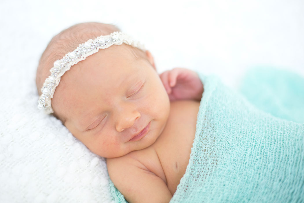 motherhood-collective-coral-teal-newborn-session-baby-thea-14