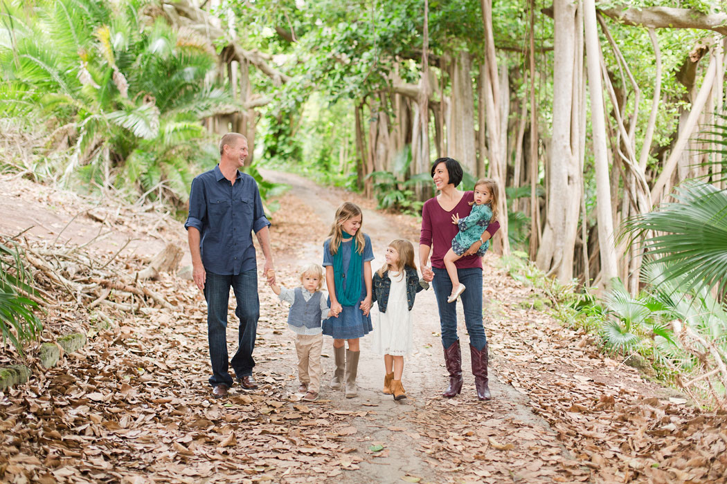Bermuda kids Just mentioning the name, The Bermuda Triangle can make some peeps nervous. Well we’re going to tell you all about the mystery that this place is with cool facts, a few secrets thrown in, some history and also some theories that people believe.