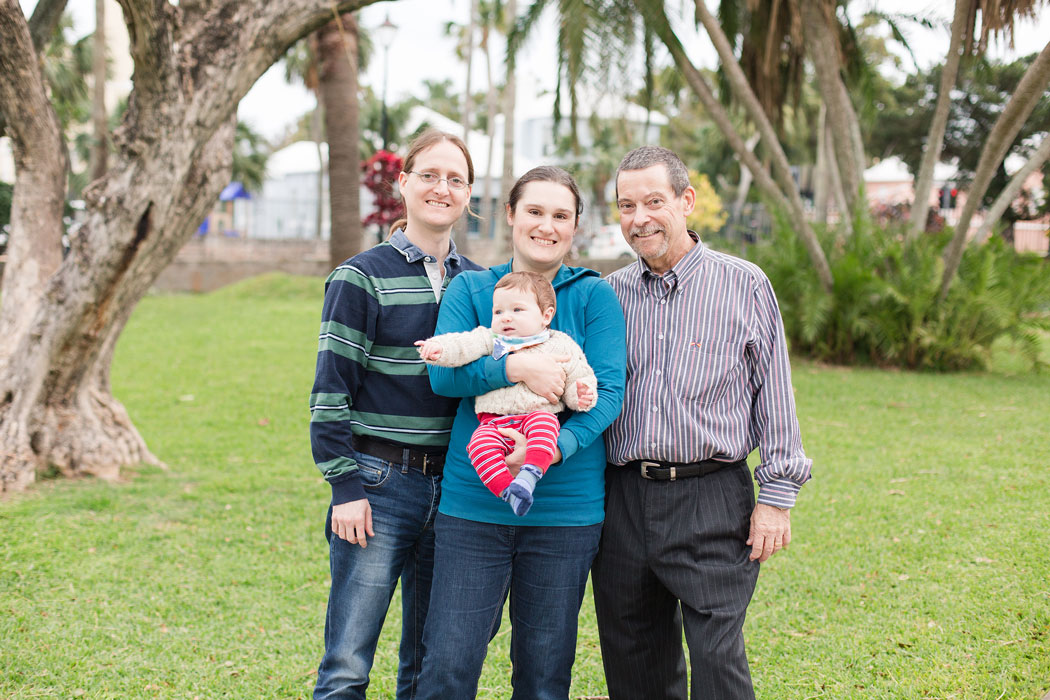 victoria-park-bermuda-llewellyn-family-session-0011
