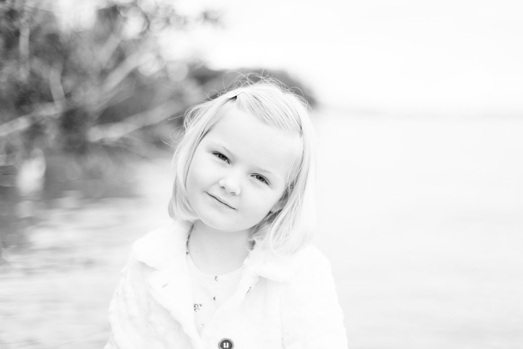 harrington-sound-backyard-bermuda-sperrynjones-family-session-0011