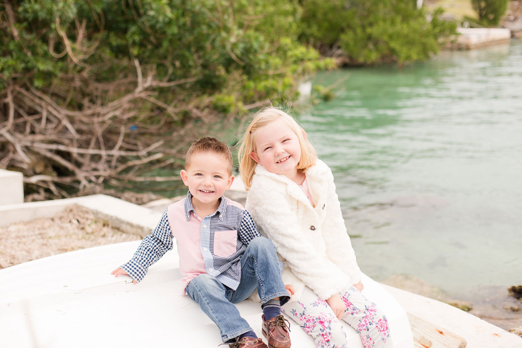 harrington-sound-backyard-bermuda-sperrynjones-family-session-002