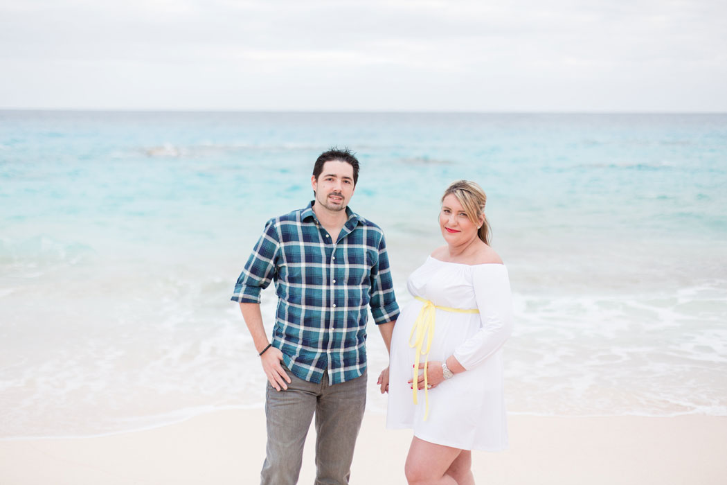 stonehole-bay-bermuda-andrea-bobby-maternity-0018