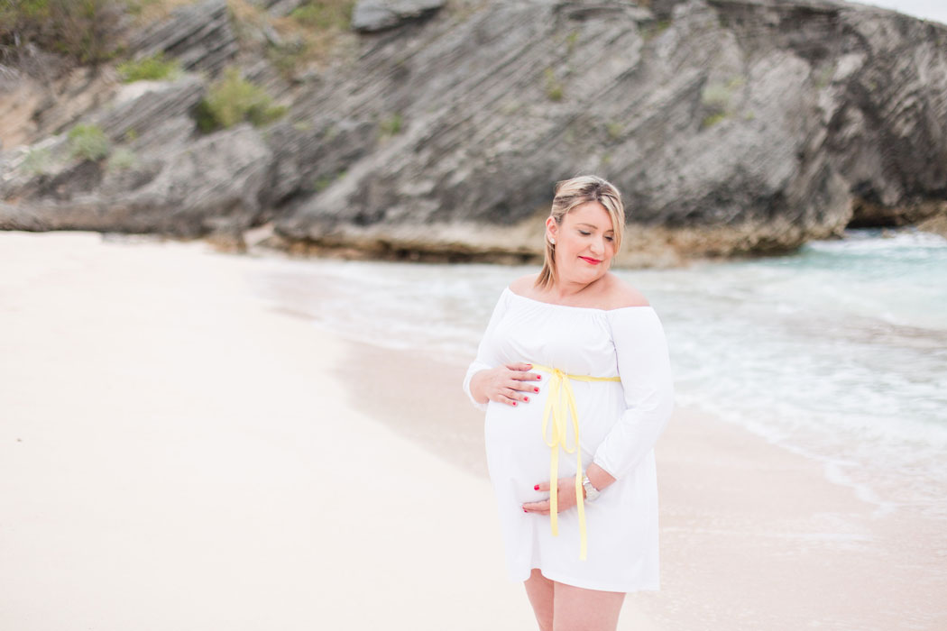 stonehole-bay-bermuda-andrea-bobby-maternity-0021