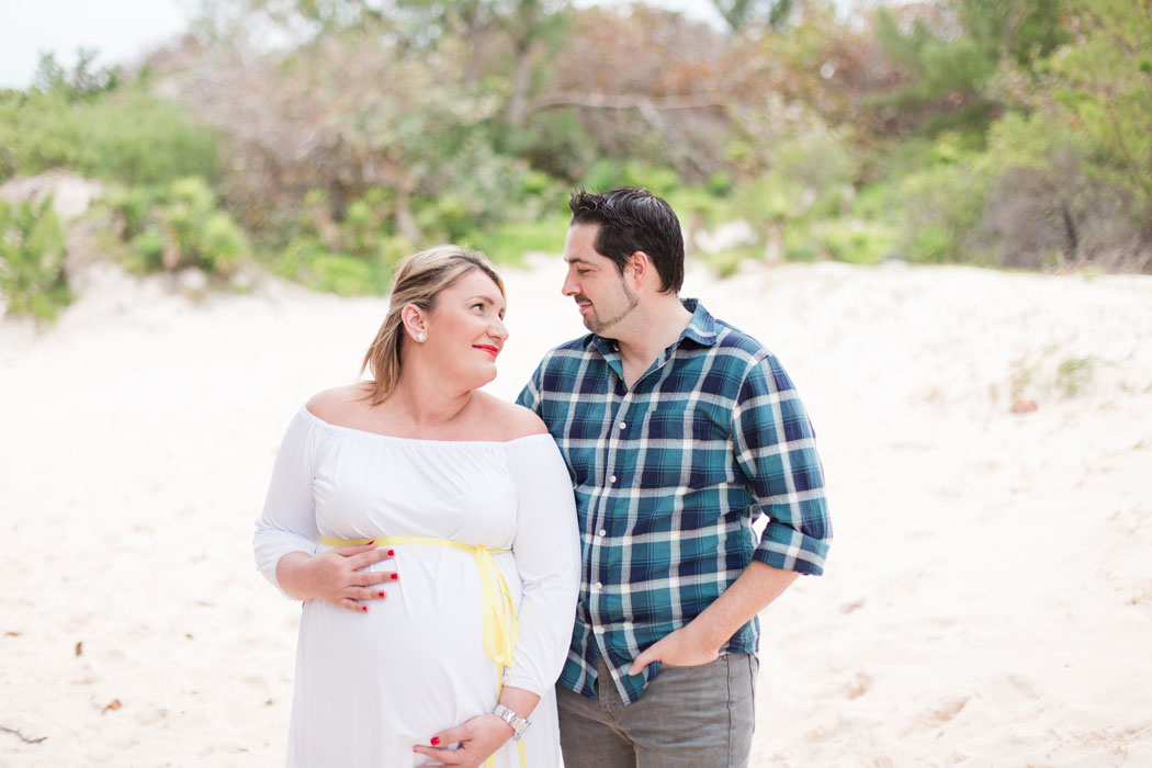 stonehole-bay-bermuda-andrea-bobby-maternity-0027