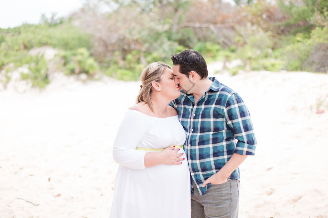 stonehole-bay-bermuda-andrea-bobby-maternity-0028