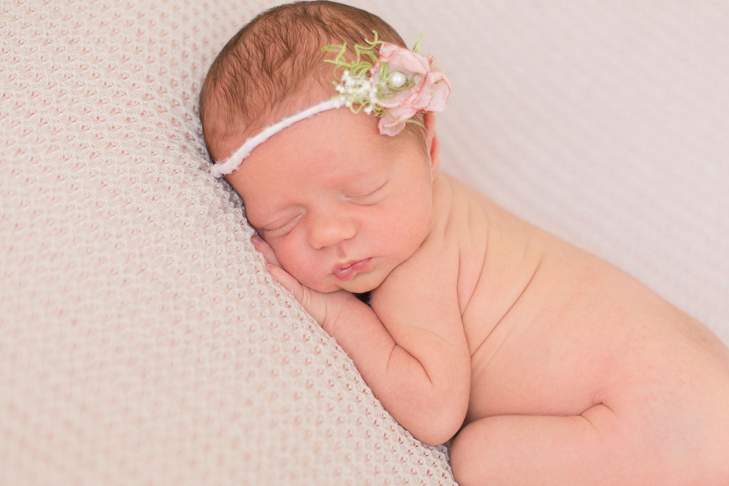 baby-sienna-bermuda-newborn-session-0021