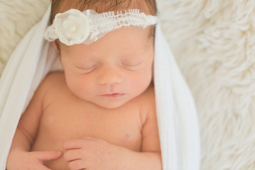 baby-sienna-bermuda-newborn-session-0024