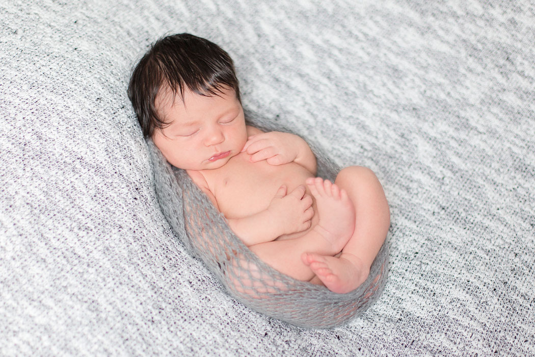 baby-valentino-bermuda-newborn-session-0010