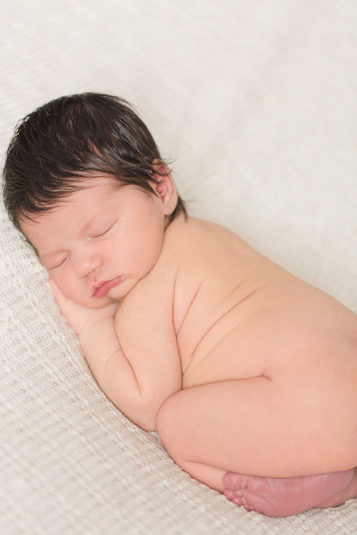 baby-valentino-bermuda-newborn-session-0013