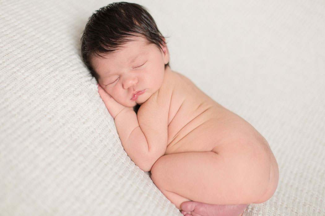 baby-valentino-bermuda-newborn-session-002