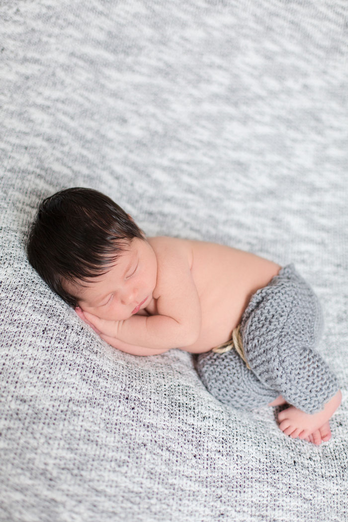 baby-valentino-bermuda-newborn-session-008