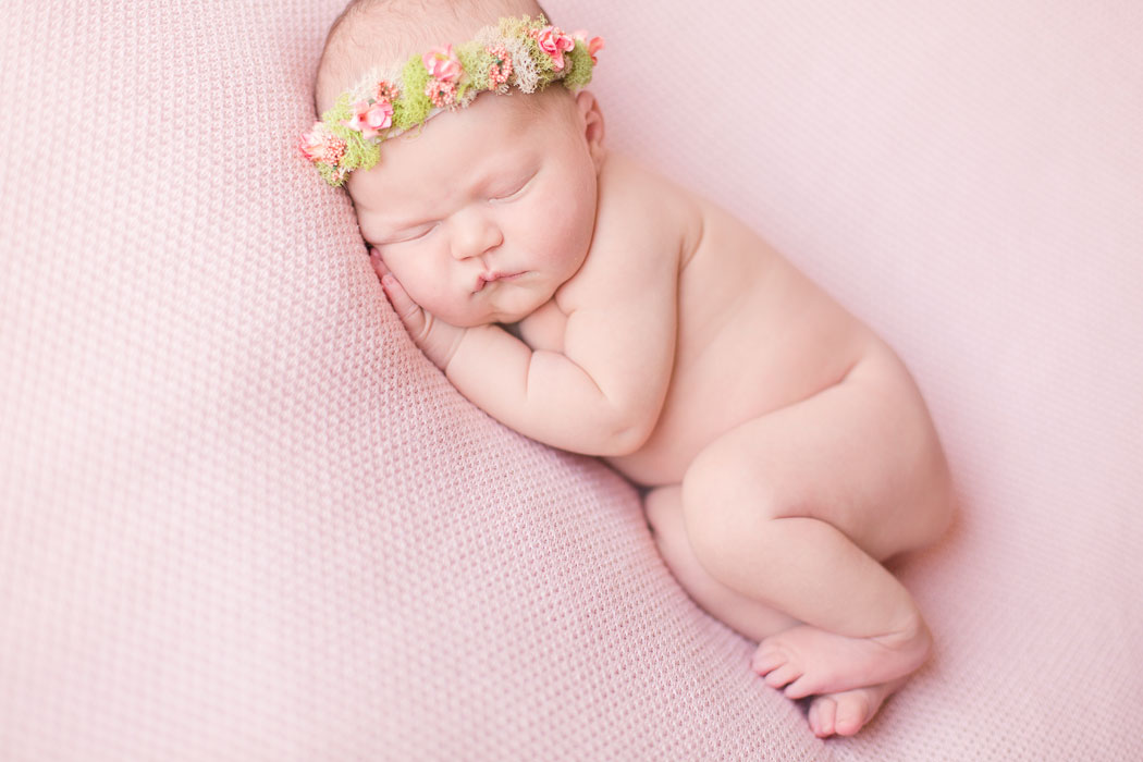 baby-grace-bermuda-newborn-session-0015