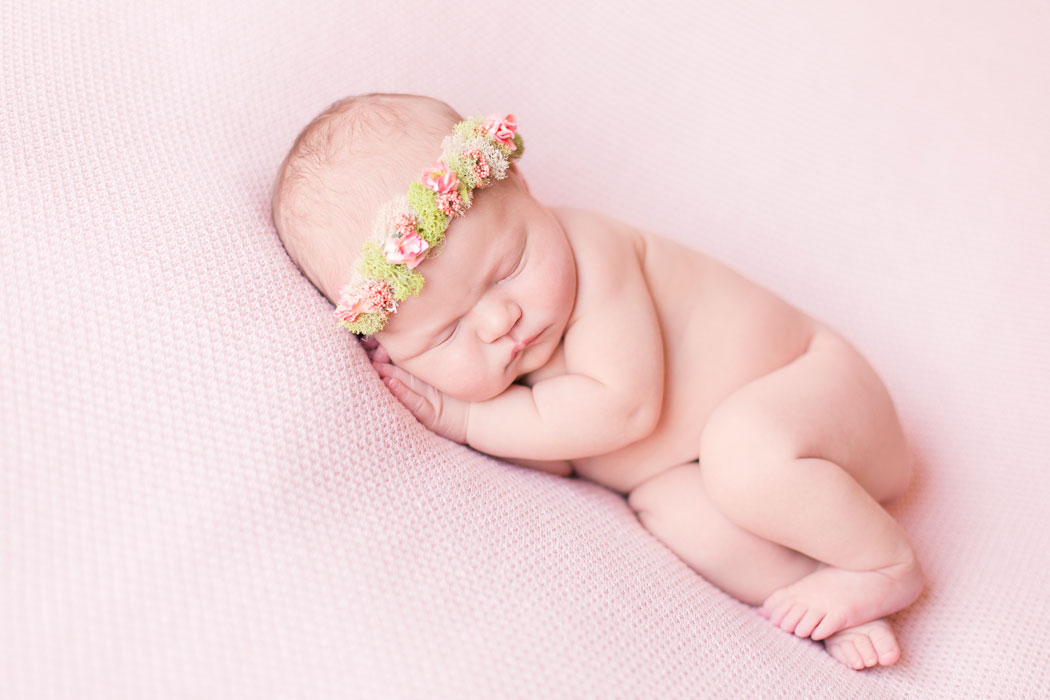 baby-grace-bermuda-newborn-session-0017