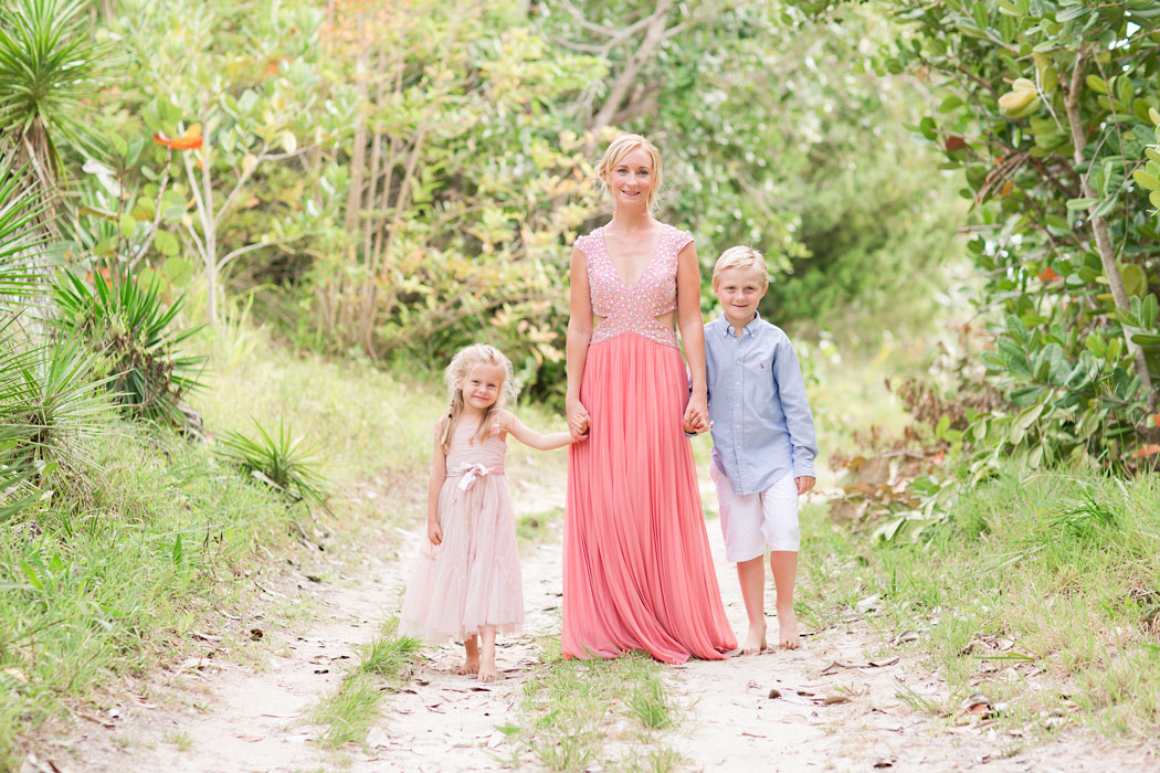 stonehole-bay-bermuda-ashley-family-vintage-picnic-0011