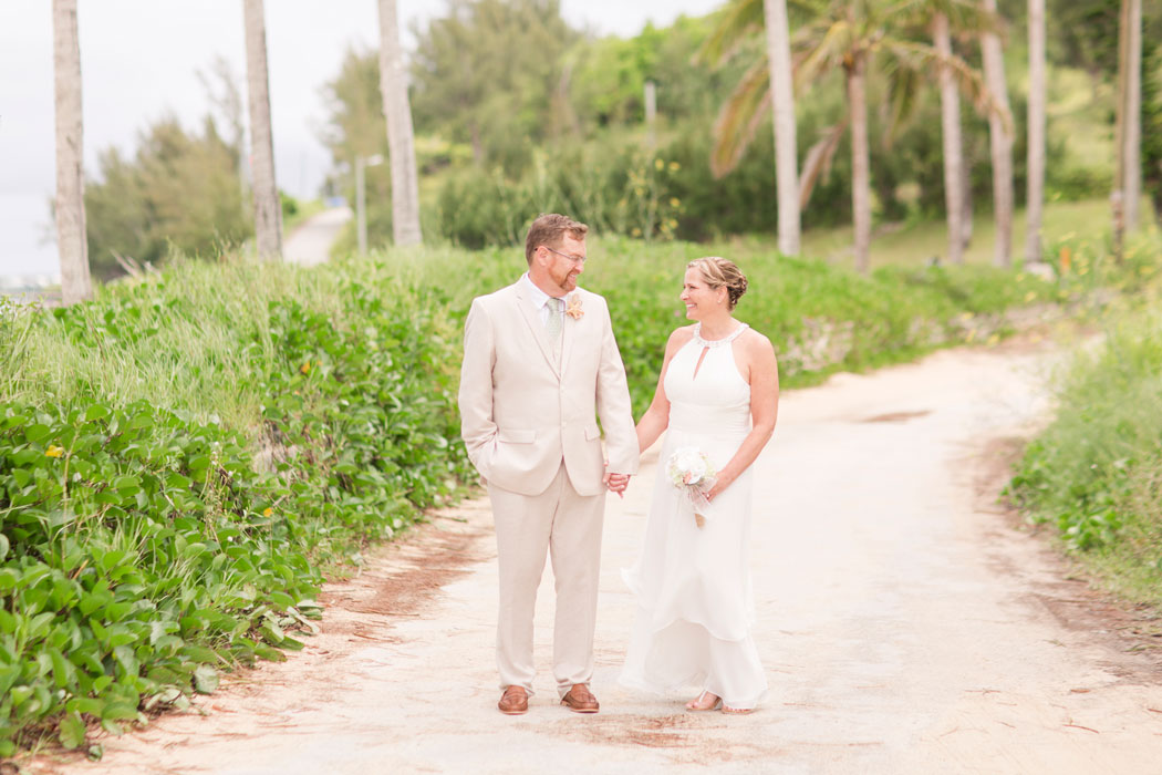 UNFINISHED-CHURCH-BEACH-WEDDING-BERMUDA-SARAH-E-PHOTO-0011