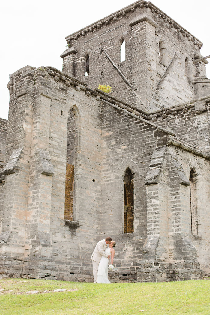 UNFINISHED-CHURCH-BEACH-WEDDING-BERMUDA-SARAH-E-PHOTO-0021