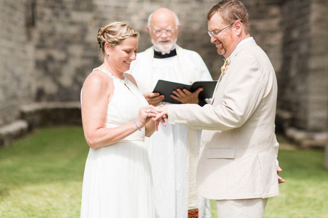 UNFINISHED-CHURCH-BEACH-WEDDING-BERMUDA-SARAH-E-PHOTO-0031