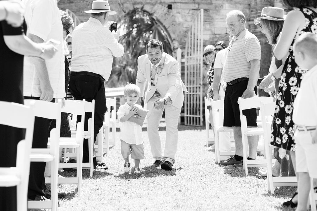 UNFINISHED-CHURCH-BEACH-WEDDING-BERMUDA-SARAH-E-PHOTO-0042