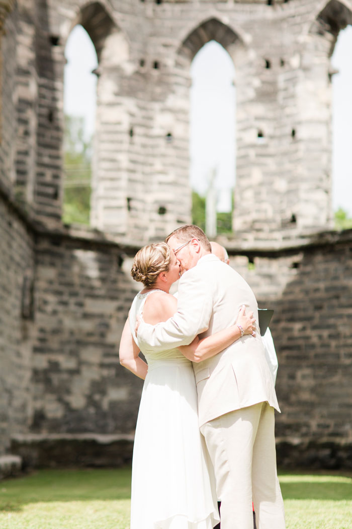 UNFINISHED-CHURCH-BEACH-WEDDING-BERMUDA-SARAH-E-PHOTO-0045