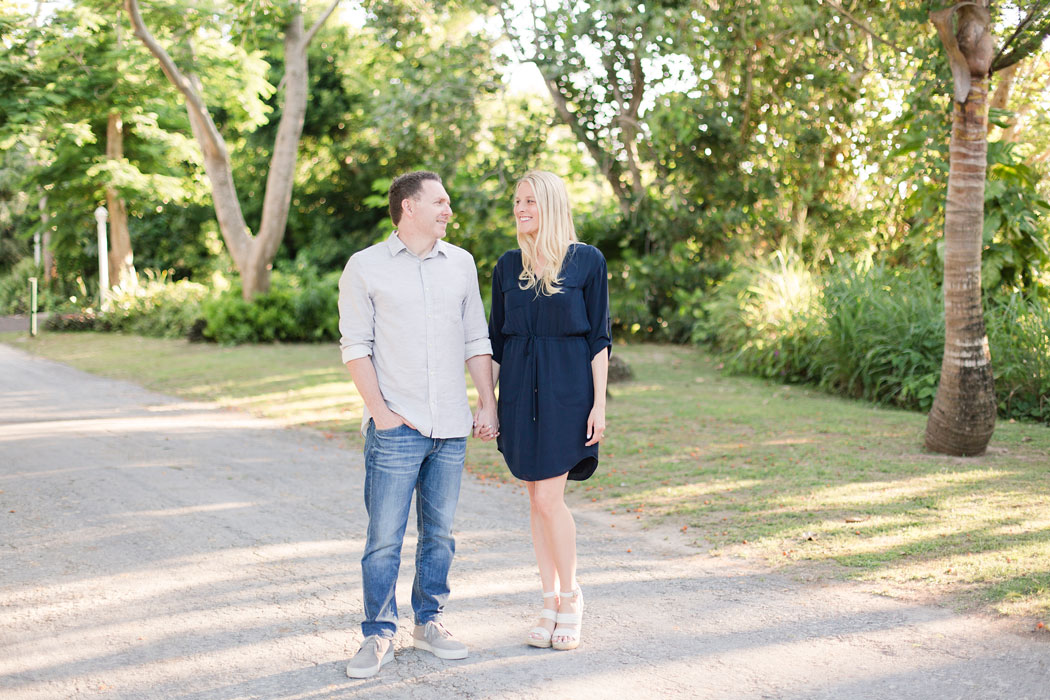 bermuda-engagement-josh-leahanne-coral-beach-club-009