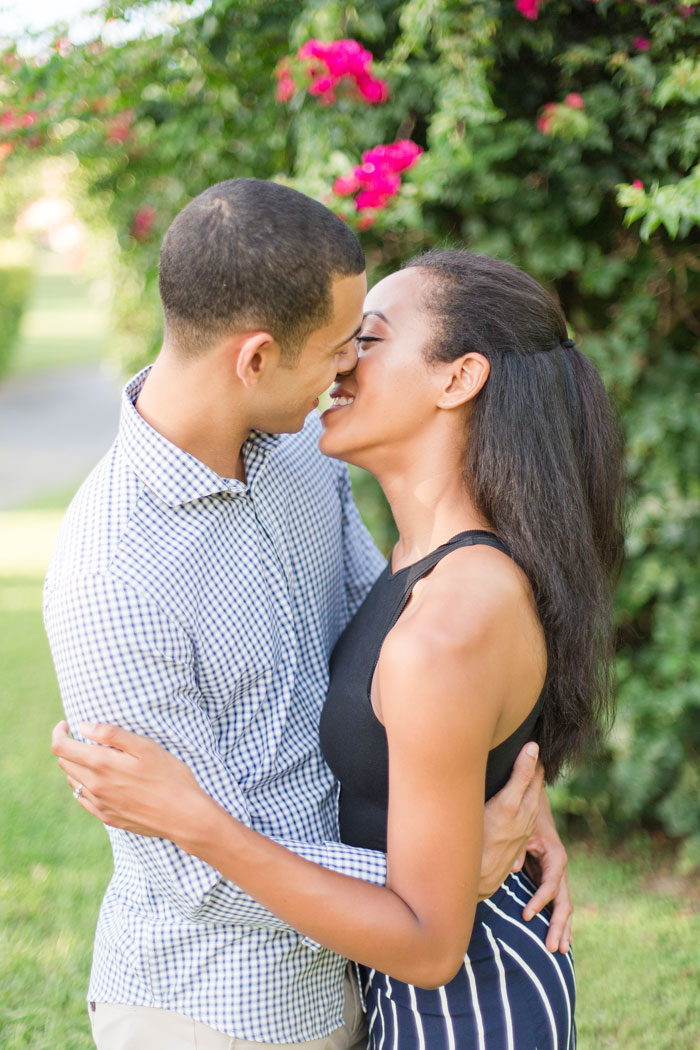 A-Cambridge-Beaches-Navy-and-Yellow-Engagement-Session-by-Sarah-E-Photography_0013