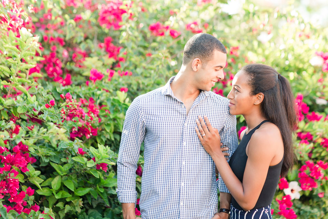 A-Cambridge-Beaches-Navy-and-Yellow-Engagement-Session-by-Sarah-E-Photography_0014