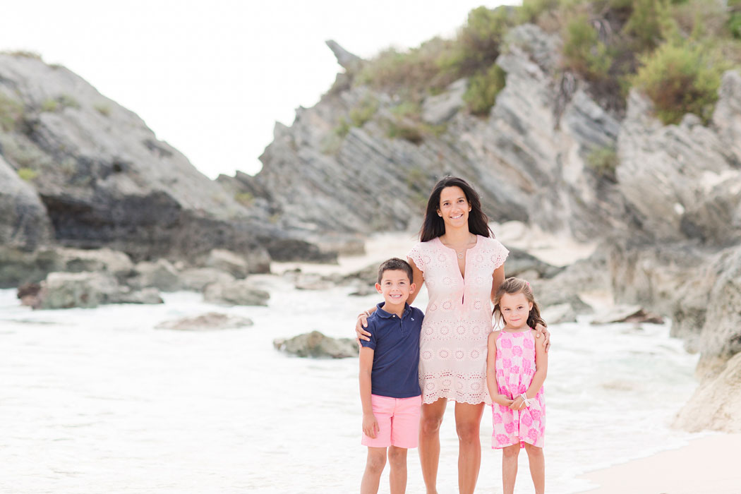 stonehole-bay-bermuda-stier-family-session-007