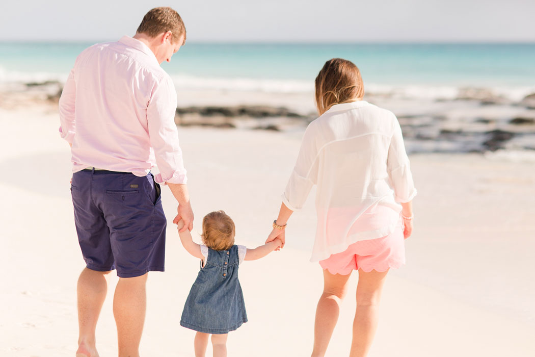 grape-bay-bermuda-gregory-family-session-003