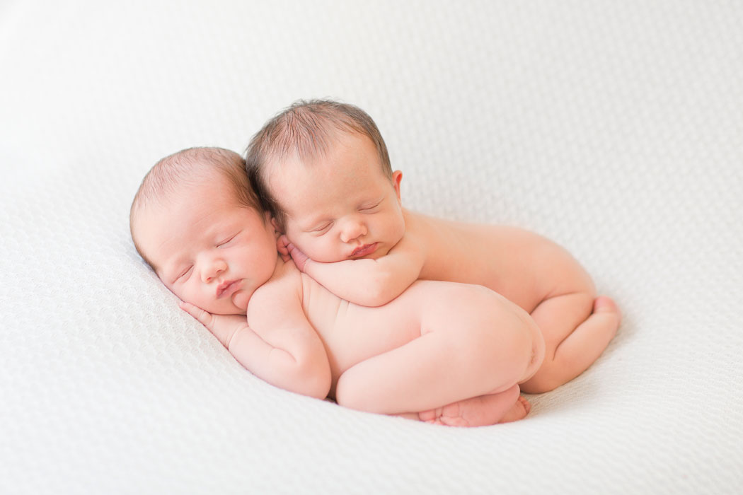 baby-scarlett-baby-eliza-bermuda-newborn-session-twins-003