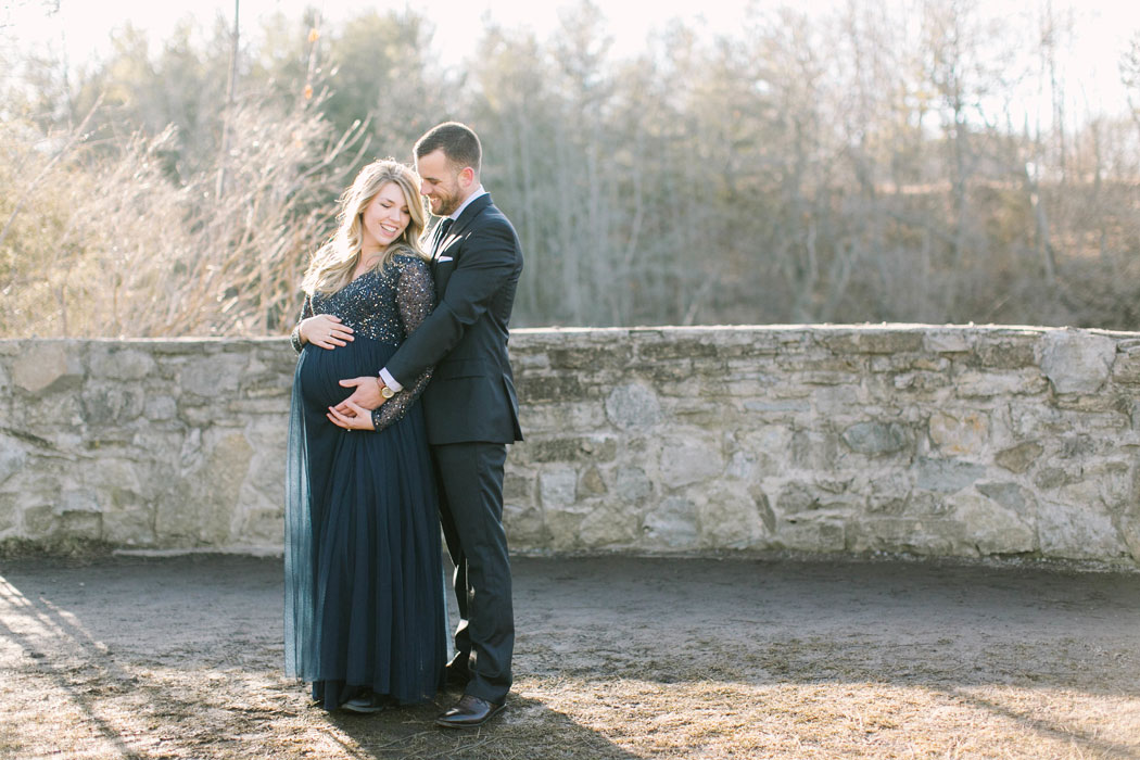 Our-Canada-Maternity-Session-with-Elizabeth-In-Love-002