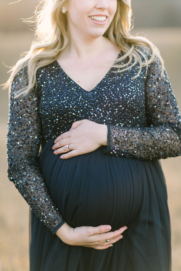 Our-Canada-Maternity-Session-with-Elizabeth-In-Love-0023