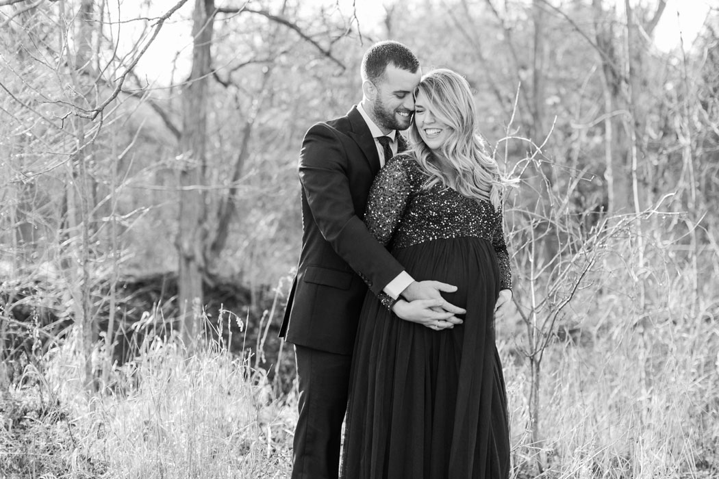 Our-Canada-Maternity-Session-with-Elizabeth-In-Love-005