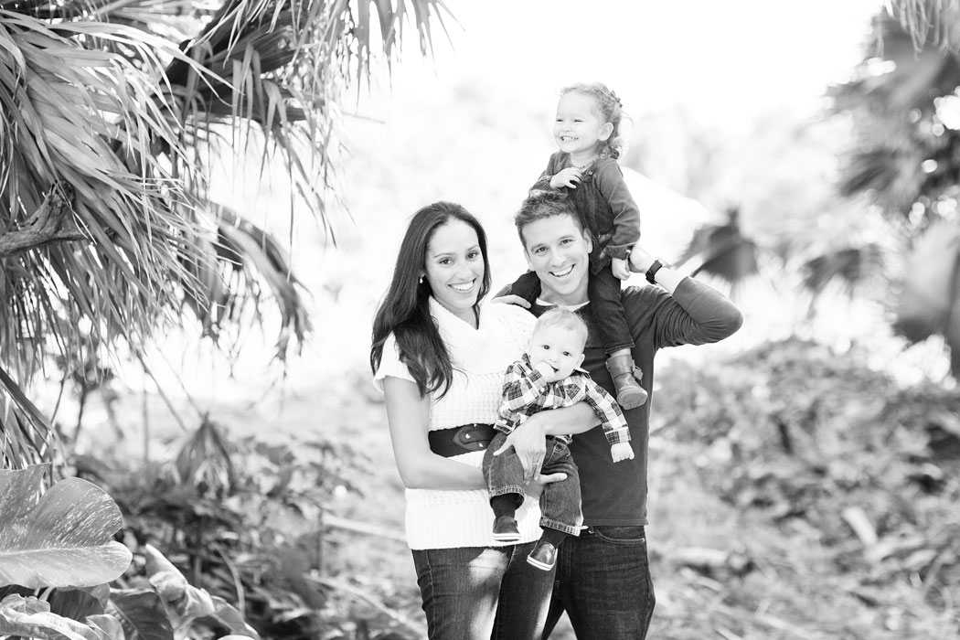 bermuda-home-garden-andrew-family-session-007