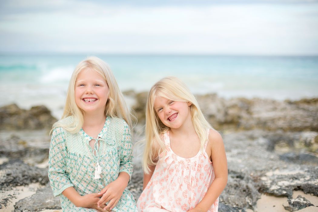 bumsted-family-session-grape-bay-beach-bermuda-2