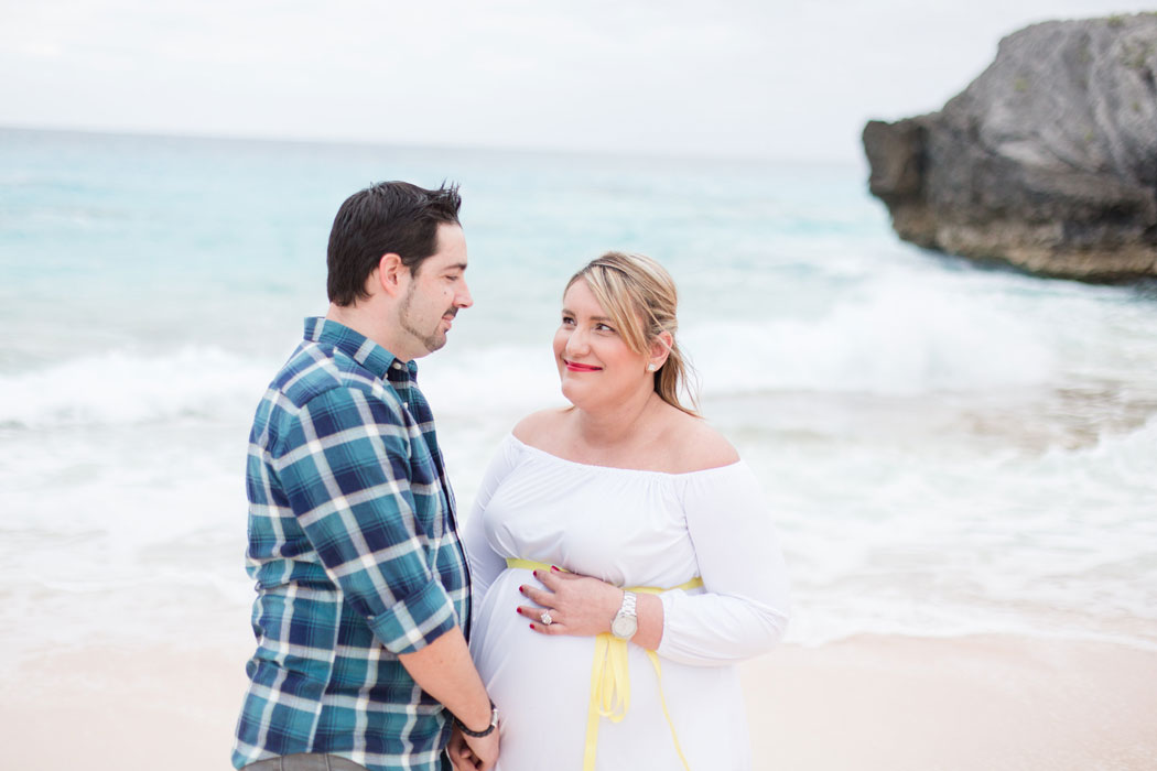 stonehole-bay-bermuda-andrea-bobby-maternity-001